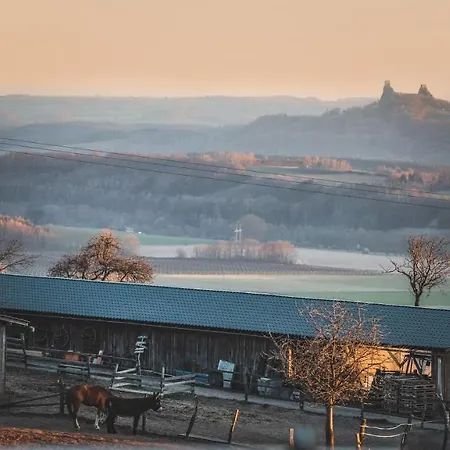 Otakarova Farma Tatobity
